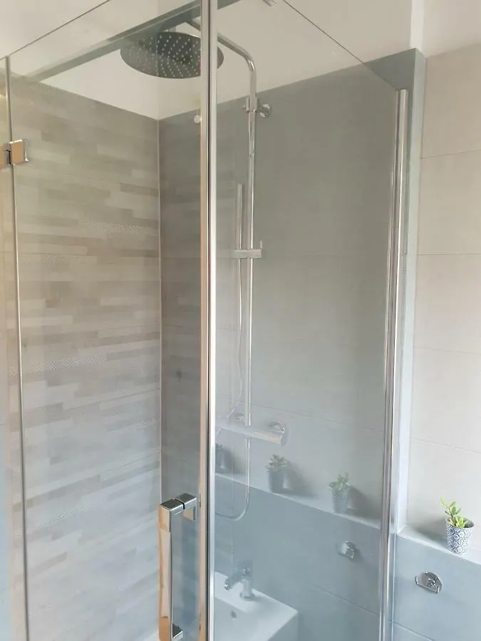 34 Via Giulio Carcano Mailand Apartment