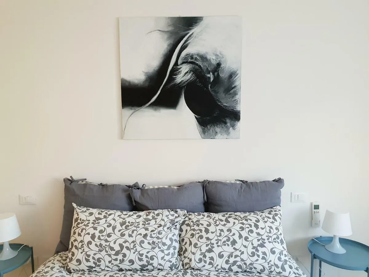 Apartment 34 Via Giulio Carcano Mailand
